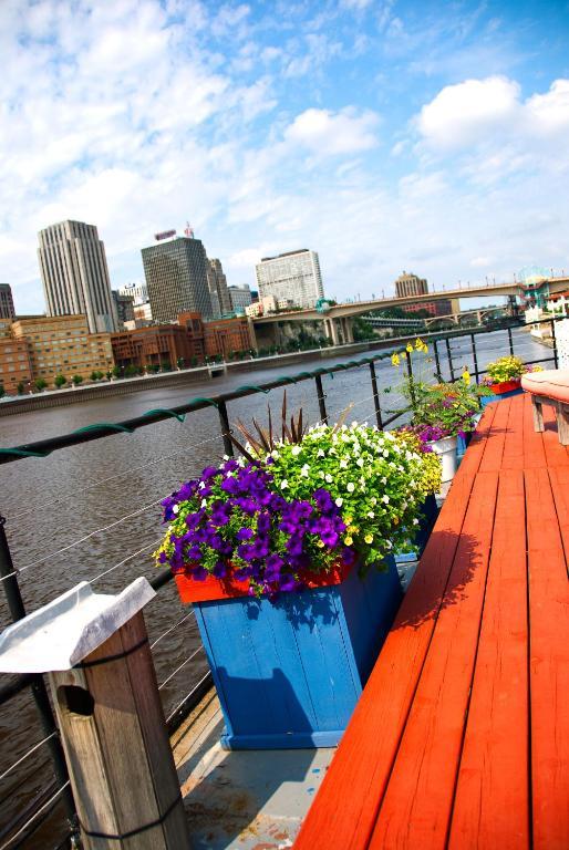 Bed and Breakfast The Covington Houseboat Saint Paul Exterior foto