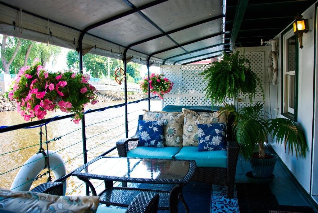 Bed and Breakfast The Covington Houseboat Saint Paul Exterior foto
