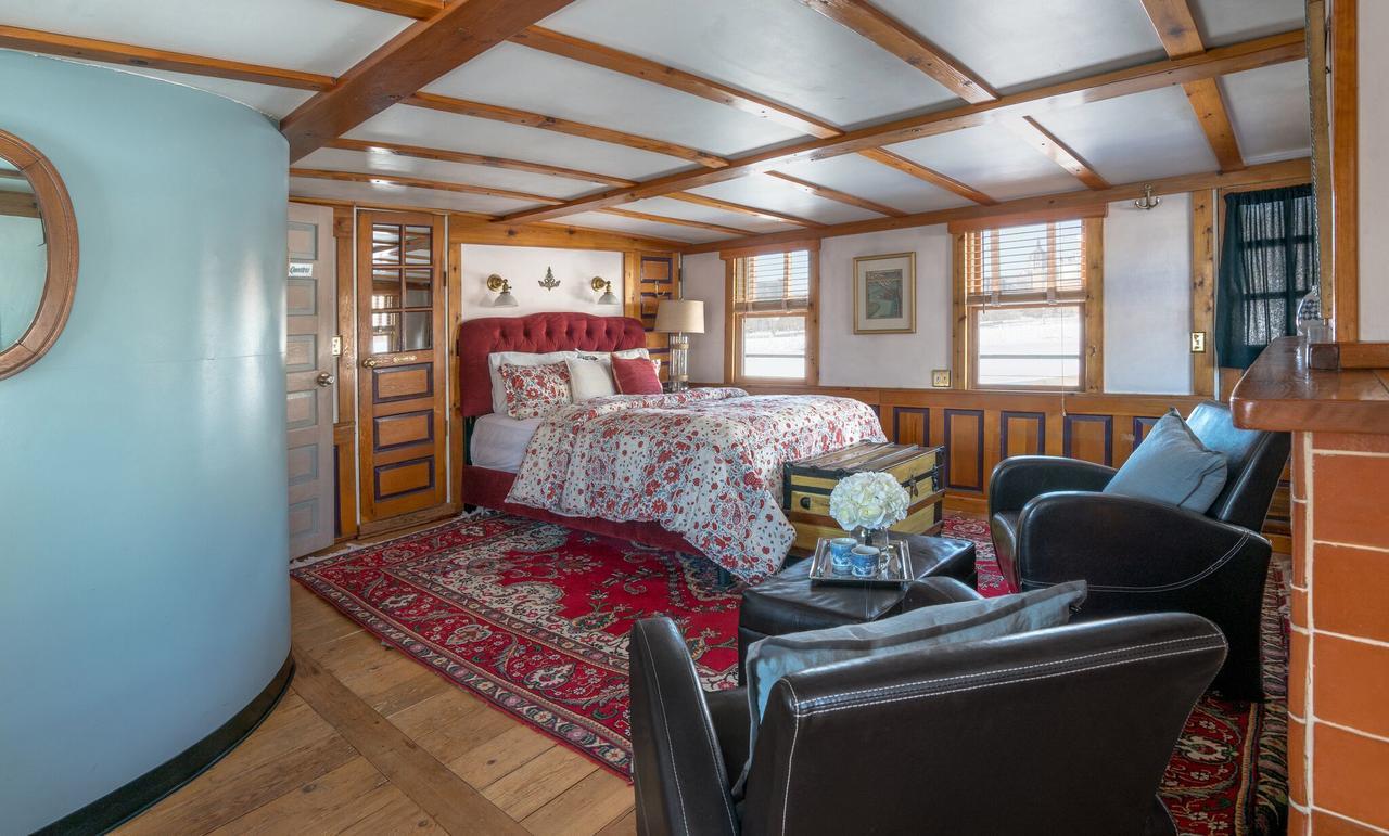 Bed and Breakfast The Covington Houseboat Saint Paul Exterior foto