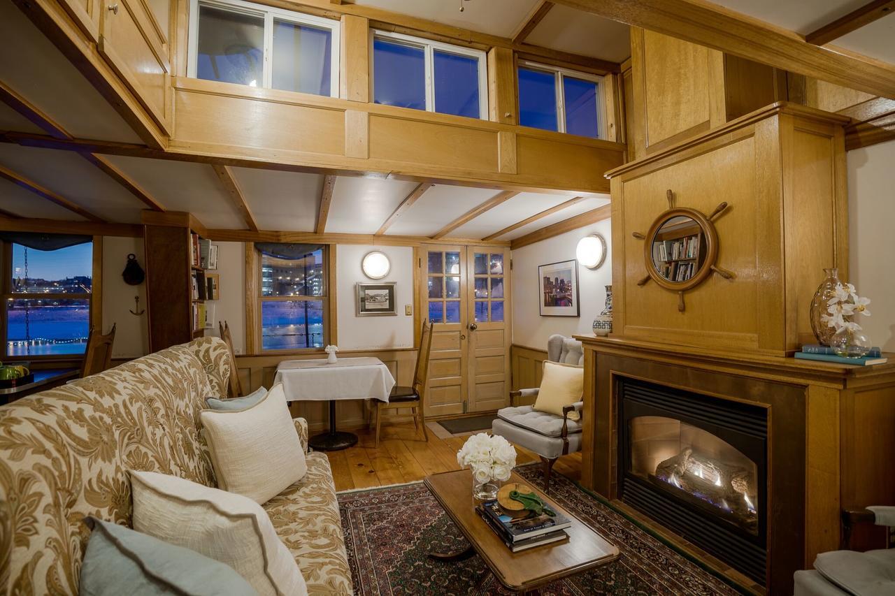 Bed and Breakfast The Covington Houseboat Saint Paul Exterior foto