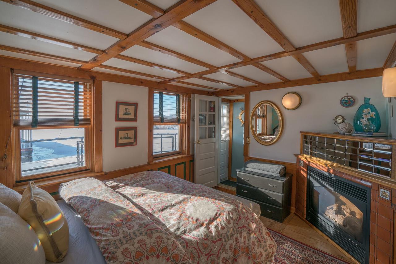 Bed and Breakfast The Covington Houseboat Saint Paul Exterior foto